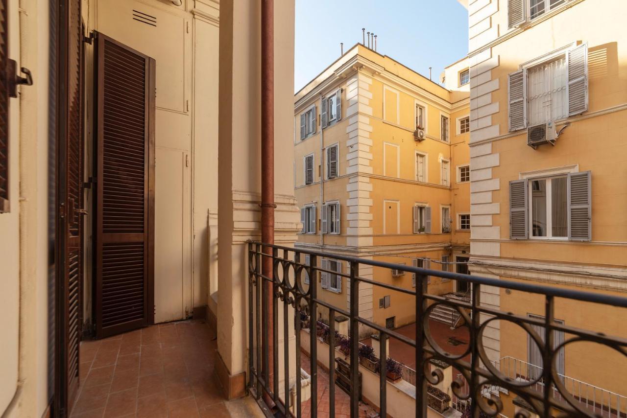 Residence Borgognoni Apartments Roma Ngoại thất bức ảnh