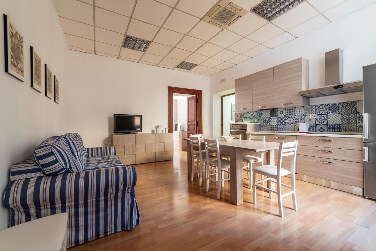 Residence Borgognoni Apartments Roma Ngoại thất bức ảnh