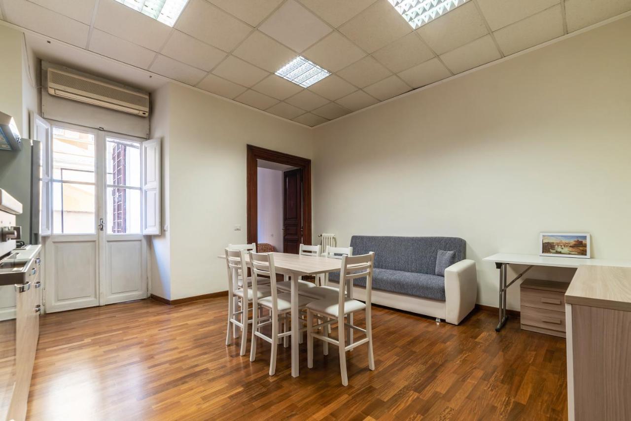 Residence Borgognoni Apartments Roma Ngoại thất bức ảnh