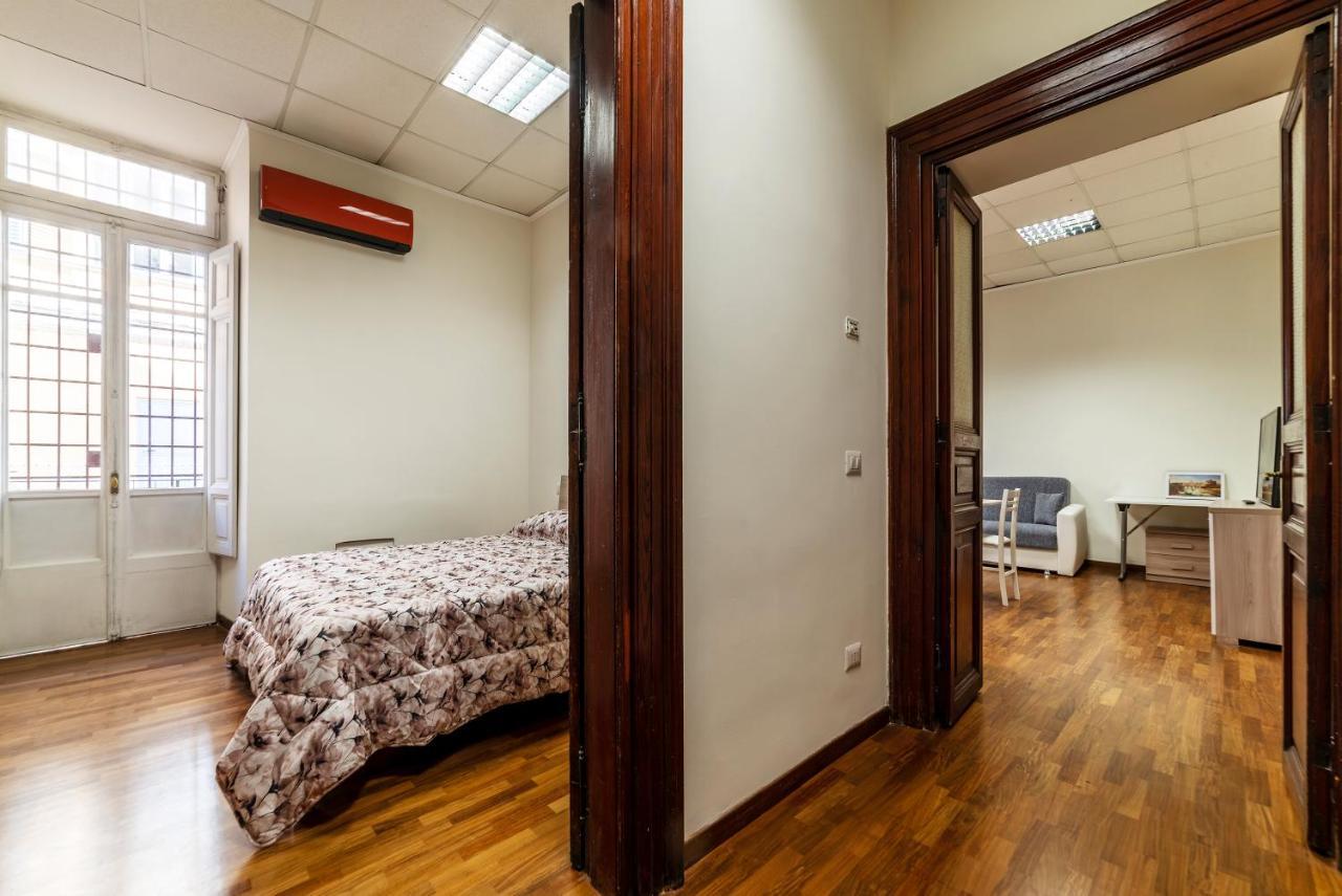 Residence Borgognoni Apartments Roma Ngoại thất bức ảnh