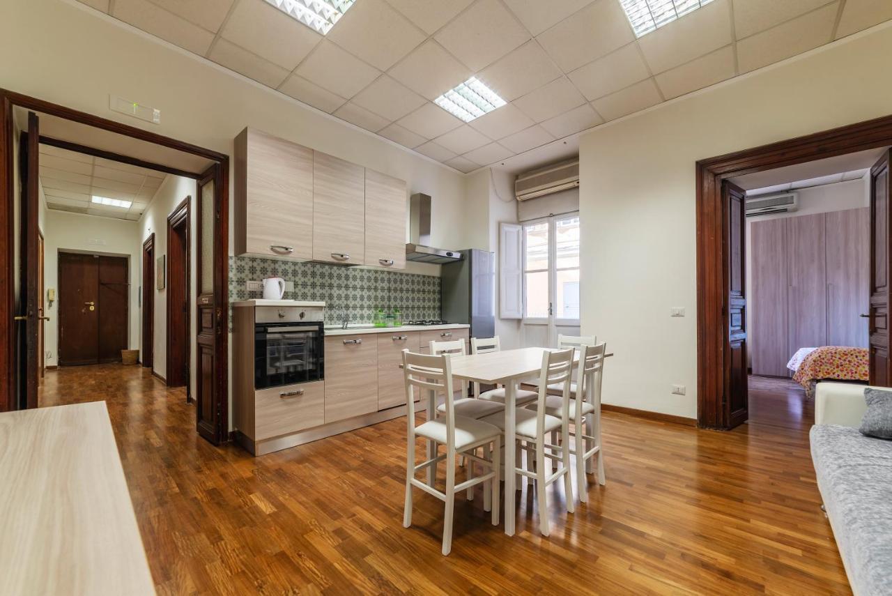 Residence Borgognoni Apartments Roma Ngoại thất bức ảnh